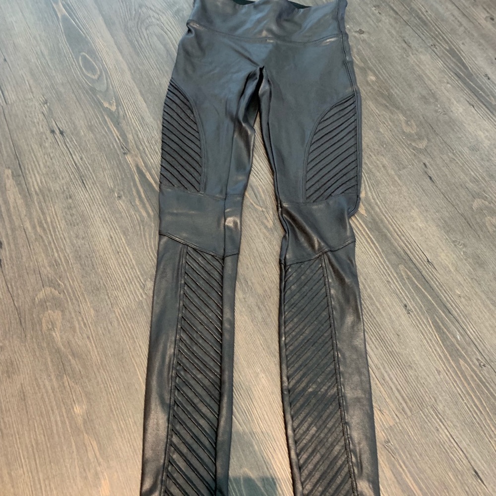 2 Pairs of SPANX Leggings -Brand New with Tags